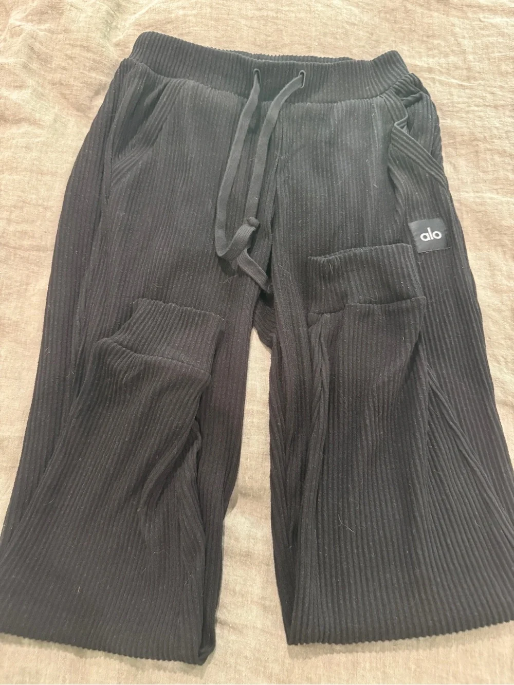 ALO Yoga Black Ribbed Drawstring Joggers